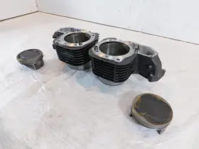 11117667107 Bmw 1997-2004 R1200cl R1200c R1150r Black Left/right Pistons And Cylinder Jugs