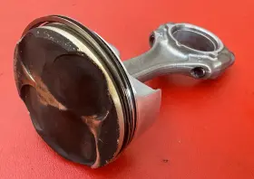 11258536333 Bmw 2017 S1000rr Oem Engine Motor Block Piston Rod 2016 - 2021 11258536333 Bmw 2017 S1000rr Oem Engine Motor Block Piston Rod 2016 - 2021