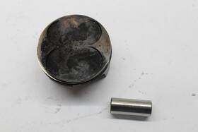 Can-am 420685492 2013 Can-am Spyder St-s Se5 Oem Engine Motor Block Piston Rear