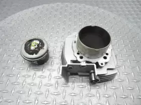 12020861a Ducati 2006 05-08 Monster 800 S2r Rear Vertical Cylinder Barrel Jug Piston