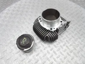 12032351a Ducati 2020 17-20 Monster 797 Rear Vertical Cylinder Barrel Jug Piston 12032351a Ducati 2020 17-20 Monster 797 Rear Vertical Cylinder Barrel Jug Piston
