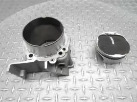 120z0041b Ducati 2008 07-09 1098 1098s Rear Vertical Cylinder Barrel Jug Piston Engine