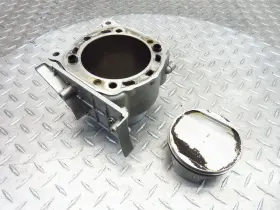 12220642a Ducati 2003 03-06 999 Biposto Rear Piston Vertical Cylinder Engine Motor