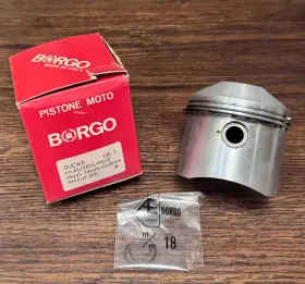 603.47.600 Ducati 250cc Mach 1 Mark 3 Diana 74.6mm Piston Set