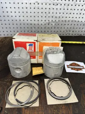 22270-58 Harley-davidson 17550 030 Nos Piston Set Oversized .030 900cc Ironhead Sportster 606 22270-58 Harley-davidson 17550 030 Nos Piston Set Oversized .030 900cc Ironhead Sportster 606