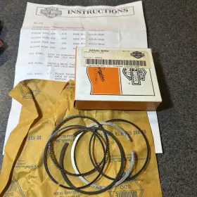 22528-86ra Harley-davidson Piston Ring Set Standard Sportster Xr750 Nos Boxed