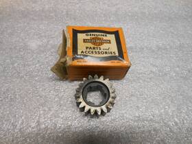 Harley-davidson 35720-53b Nos 1953-up Hummer St Bf Bth Btu Countershaft Gear 19 Tooth