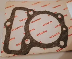 12191-116-000 Honda New Nos Base Gasket Xr75 1974-78 12191-116-000 Honda New Nos Base Gasket Xr75 1974-78