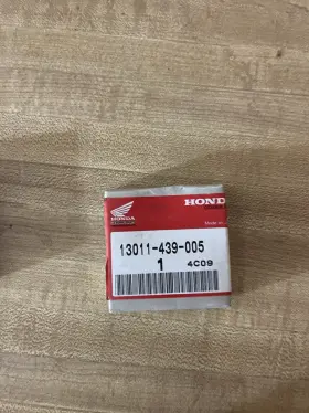 13011-439-005 Honda Oem Genuine Piston Ring Std Size Set