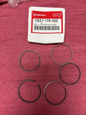 Honda 13021-176-005 Nos Oem Piston Ring Set Os 0.25 Fits Xr80 Xl80 #13021-176-005