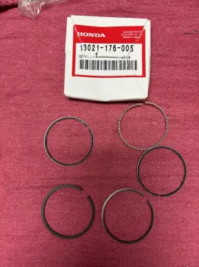 13021-176-005 Honda Nos Oem Piston Ring Set Os 0.25 Fits Xr80 Xl80 #13021-176-005