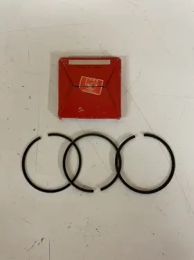 13031-329-004 Honda 1972 Nos Xl250 K0 .50 Os Oversize Piston Ring Set 72 Xl 250