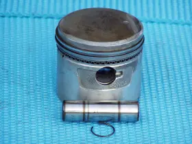 13101-300-030 Honda 1976 Cb750f 77-78 Cb750 K Piston Standard Size With Good Rings