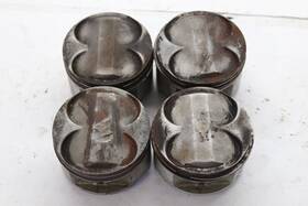 Honda 13101-mb6-000 84-86 Interceptor 1000 Vf1000f Vf F Oem Engine Motor Block Pistons 4
