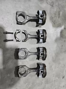 13101-mkf-d40 Honda 17-24 Cbr1000rr 1000rr Engine Motor Pistons Connecting Rods Cbr 18 19 23