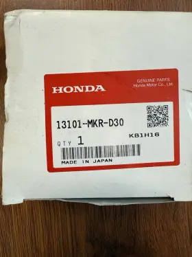 13101-mkr-d30 Honda Cbr1000rr-r Sp Sc82 Pistons And Ring Set Of 4