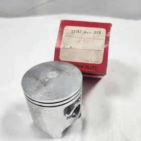 13102-400-000 Honda Nos Genuine .25 Os Piston Cr125 Elsinore Cr 125