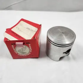 13103-358-000 Honda Nos Genuine Os .50 Piston Mt250 Fl250 Elsinore