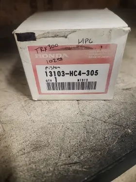 13103-hc4-305 Honda Piston