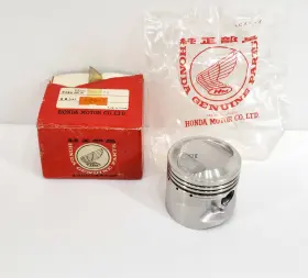 13105-365-000 Honda Genuine 1974-75 Xl125 Oem 1.00 4th O/s Piston Nos New