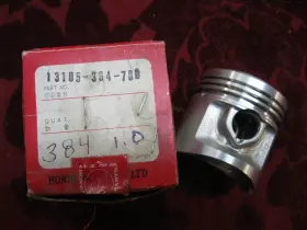 13105-384-000 Honda Oem Sl100 Xl100 Cb100 Cl100 Piston Os 1.00 Genuine Nos 13105-384-000 Honda Oem Sl100 Xl100 Cb100 Cl100 Piston Os 1.00 Genuine Nos
