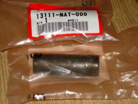 Honda 13111-mat-000 97-03 Cbr1100xx Blackbird Genuine Piston Gudgeon Pin