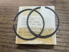 06-6908 Kawasaki 1979-1985 Kx80 Piston Ringset .25 Mm Oversize 48