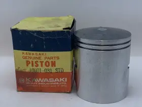 13001-031 Kawasaki Nos Oem Std Piston X3 H1 Mach Iii 1969-1975 Kh500 Part #