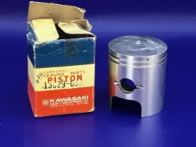 13029-052 Kawasaki New Genuine 1972-1973 S2 350 .020 Inch O/s Piston Jb9