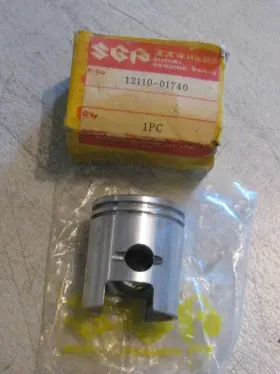 12110-01740 Suzuki M15/m12 Engine Piston 1.00 Over Nos