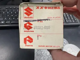 12110-40502-050 Suzuki New Oem Over Bore Piston .50mm 1982-1984 Pe175 12110-40502-050 Suzuki New Oem Over Bore Piston .50mm 1982-1984 Pe175