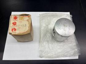 Suzuki 12110-41603 New Oem Std. Bore Piston 1977-1982 Rm 250