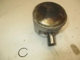 12111-45002 Suzuki 1977 Gs750 Gs 750 Piston With Rings #2 65mm