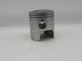 12120-31002 Suzuki Nos Oem Std Left Side Piston Part # 1210-31002