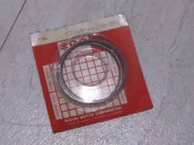 12140-46110-050 Suzuki Ts50/rm50/or50/lt50/jr50/fz50/fa50/as50/ae50 Hop-up Rings 0.5 Over Nos