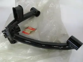 52430-24502 Suzuki 85-86 Nos Quad Runner 250 Front Upper Right A-arm Lt250ef 2x4