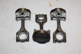 T1110890 Triumph 2023 Trident 660 Engine Motor Block Pistons Connecting Rod