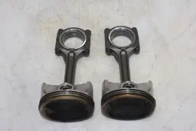 T1120202 Triumph 2011 Thruxton 900 Oem Engine Motor Block Pistons Pair