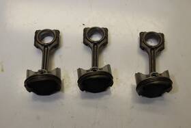 Triumph T1120652 2006 Daytona 675 Engine Motor Block Pistons Connecting Rod