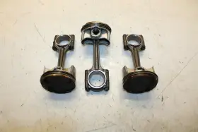 T1121270 Triumph 2015 Trophy Se Engine Motor Block Piston Connecting Rod Set
