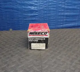 1164-08 Wiseco 151p2 #1164-08 1972-1975 Kawasaki 750 H2 Mach Iv 4 Piston 1164-08 Wiseco 151p2 #1164-08 1972-1975 Kawasaki 750 H2 Mach Iv 4 Piston