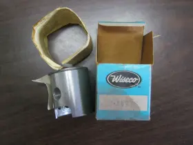 187ps Wiseco Yamaha At-2 At2 125 Piston Kit Ps Standard Bore