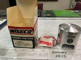 439p1 Wiseco New Piston Bore 70.25mm Kx250 78-86