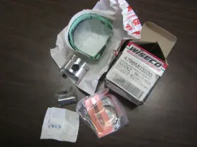 4798mo3900 Wiseco 1988-2003 Xr50 Honda Crf50f Piston Kit 39mm 11 1 Compression 4798mo3900 Wiseco 1988-2003 Xr50 Honda Crf50f Piston Kit 39mm 11 1 Compression