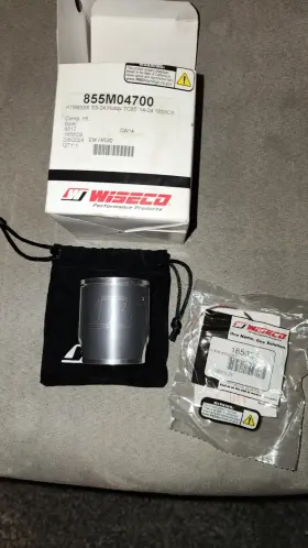 855m04700 Wiseco - Piston Kit Standard Bore 46.95mm