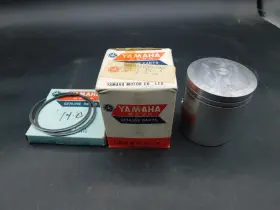 156-11635-00 Yamaha Nos Oem Piston And Rings .25 1st Over 1966 Yds3 Yds3c 1967 Yds5 Ds5