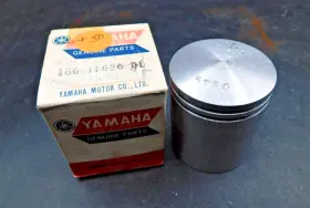 166-11636-00-00 Yamaha Nos Oem Piston .50 2nd Over L5t L5ta Yl2 Yl2c Ylcm # 166-11636-00