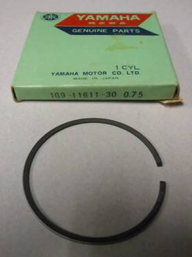 Yamaha 1g9-11611-30 1976-1979 Yz100 Oem 3rd O/s 0.75 Piston Ring