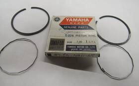 Yamaha 214-11601-42 1970-1981 Dt125 Mx125 Rt1 Rt2 Rt3 Ty125 New Oem Piston Ring Set 1.00 214