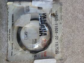 Yamaha 260-11601-22-00 New Oem Piston Ring Kit Nos